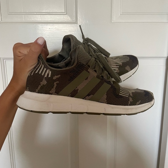Adidas camouflage NMDs women’s - Picture 1 of 3